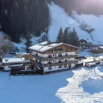 Bergzeit Hollersbach Xl Holiday home Hollersbach im Pinzgau